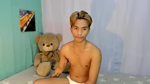 Snapshot of gwapoako100 chatting on 8, 12, 2024 Pitz Sonido Herndon online show from 8, 12, 2024