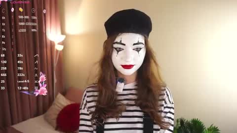 Molly online show from 24, 7, 2026