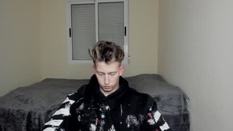 Snapshot of gym_alpha chatting on 16, 12, 2024 Oliver online show from 16, 12, 2024