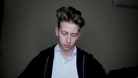 Snapshot of gym_alpha chatting on 28, 12, 2024 Oliver online show from 28, 12, 2024