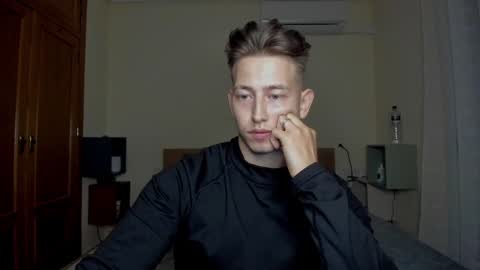 Snapshot of gym_alpha chatting on 28, 2, 2025 Oliver online show from 28, 2, 2025