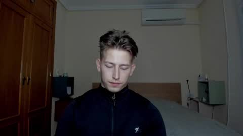 Snapshot of gym_alpha chatting on 12, 3, 2025 Oliver online show from 12, 3, 2025