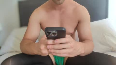 Kinky Gym Guy online show from 27, 5, 2026