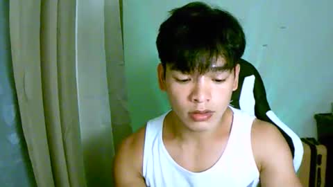 Snapshot of gymnasmenos chatting on 17, 3, 2026 AJ online show from 17, 3, 2026