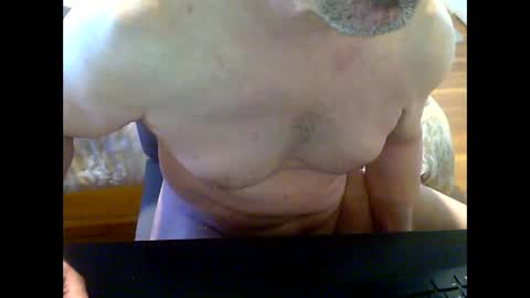 gymratt01 online show from 27, 10, 2025