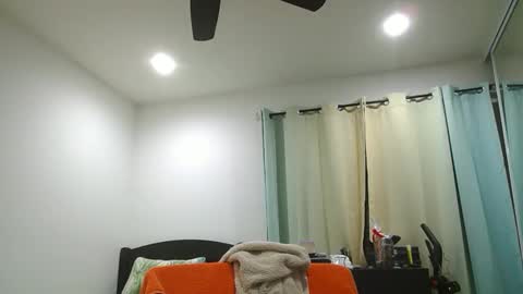 Snapshot of h0nest84 chatting on 26, 12, 2024 h0nest84 online show from 26, 12, 2024