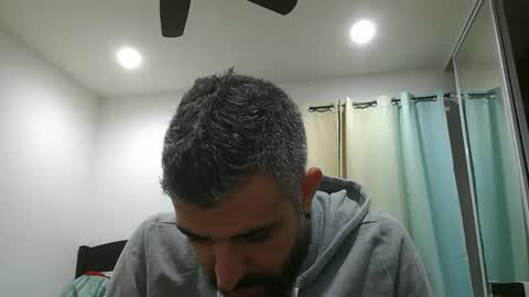 Snapshot of h0nest84 chatting on 5, 1, 2025 h0nest84 online show from 5, 1, 2025