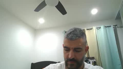 Snapshot of h0nest84 chatting on 3, 12, 2025 h0nest84 online show from 3, 12, 2025