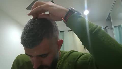 Snapshot of h0nest84 chatting on 23, 12, 2025 h0nest84 online show from 23, 12, 2025