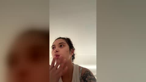 Snapshot of h3nnynlace chatting on 13, 3, 2026 h3nnynlace online show from 13, 3, 2026