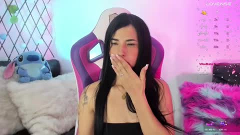 Snapshot of hadid_jimenez chatting on 9, 10, 2025 Hadid online show from 9, 10, 2025