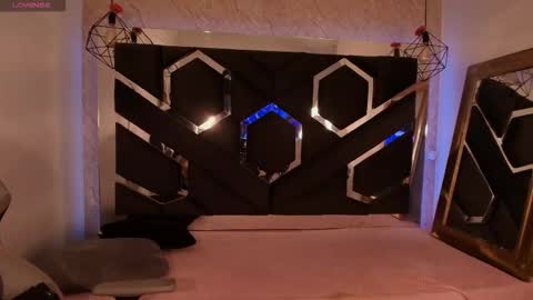 Haely online show from 18, 10, 2025