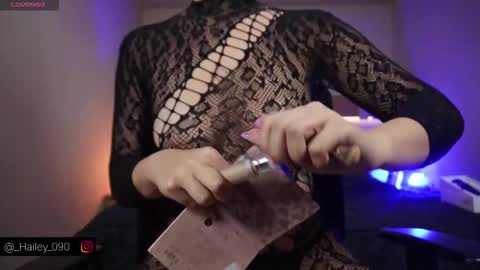 Snapshot of hailey_09 chatting on 22, 12, 2025 Hailey online show from 22, 12, 2025