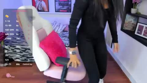 Snapshot of hailey_adams chatting on 28, 7, 2026 Hailey online show from 28, 7, 2026