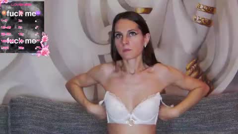 HaileyPeach online show from 23, 7, 2026