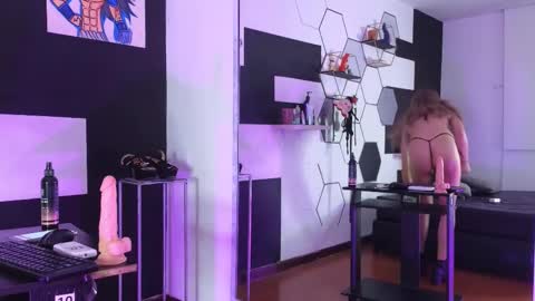 Snapshot of haileycat_ chatting on 16, 12, 2025 haileycat_ online show from 16, 12, 2025