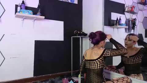 Snapshot of haileycat_ chatting on 23, 12, 2025 haileycat_ online show from 23, 12, 2025