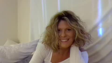 Hailey online show from 4, 2, 2025