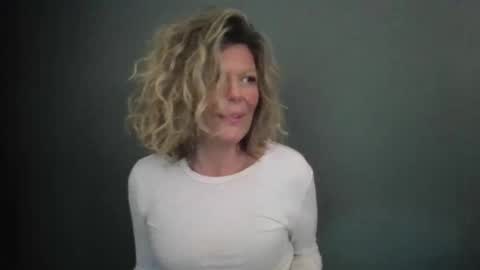 Hailey online show from 28, 4, 2026