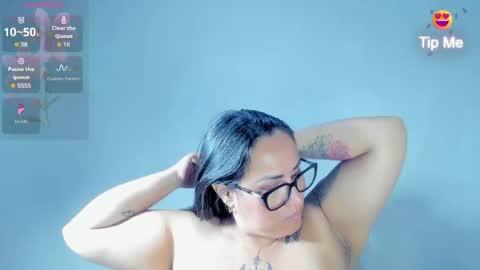 haileystonei online show from 30, 4, 2026
