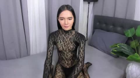 Snapshot of hailyourqueenofsatisfaction chatting on 4, 6, 2026 Haily online show from 4, 6, 2026