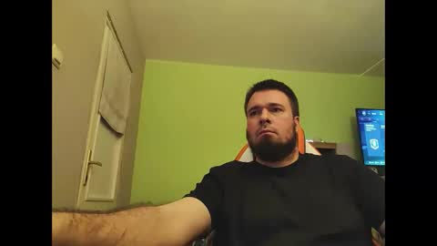 Snapshot of hairy_guy007 chatting on 30, 12, 2024 hairy_guy007 online show from 30, 12, 2024