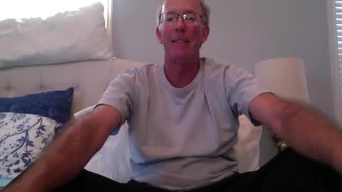 Snapshot of hairybater26 chatting on 21, 10, 2025 Harry online show from 21, 10, 2025