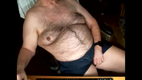 hairybear813 online show from 1, 12, 2025