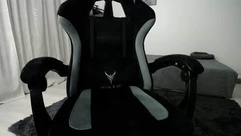 Snapshot of hairycuss chatting on 19, 12, 2024 Adam online show from 19, 12, 2024