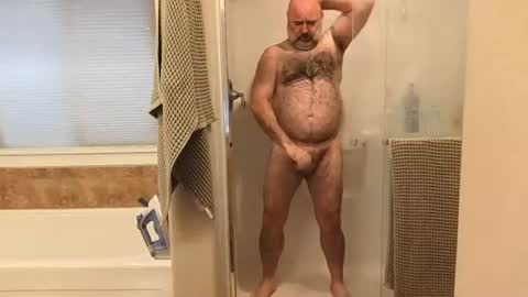 hairydaddreams online show from 23, 7, 2026