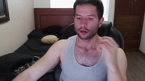 hairyncuteass online show from 31, 1, 2025