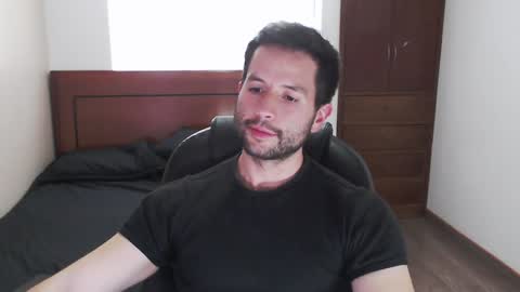 hairyncuteass online show from 3, 2, 2025