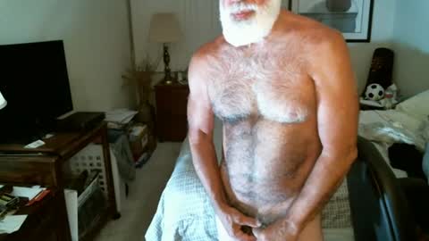 Hairy pecs online show from 7, 7, 2026