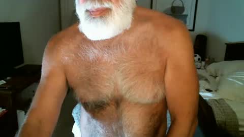 Hairy pecs online show from 13, 7, 2026