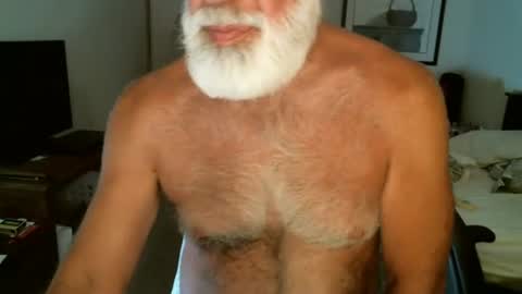 Hairy pecs online show from 15, 7, 2026