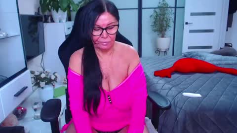 Monika online show from 16, 2, 2025