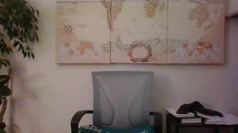 Snapshot of hairypussylover089 chatting on 12, 10, 2025 hairypussylover089 online show from 12, 10, 2025