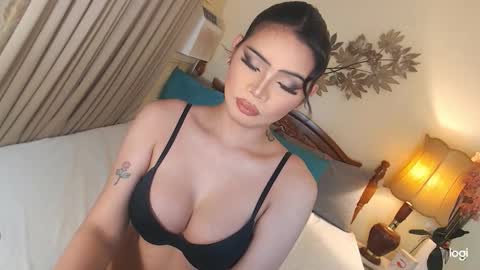 YOUR SIDECHIC HAILEY online show from 17, 11, 2025