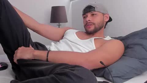 Independent       model  online show from 23, 2, 2026