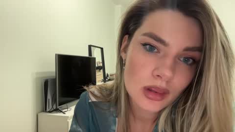 haley_rune online show from 13, 2, 2025