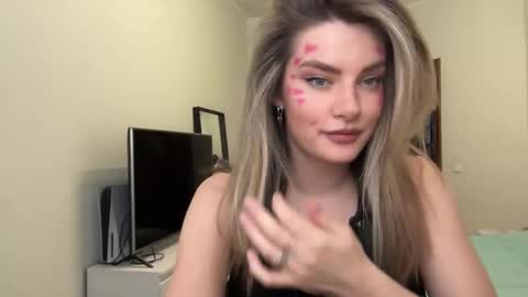 haley_rune online show from 14, 2, 2025