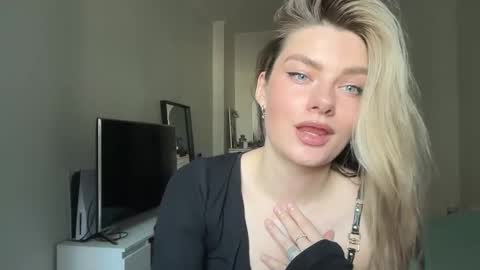 haley_rune online show from 16, 2, 2025