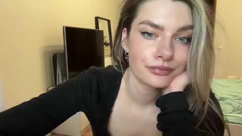 haley_rune online show from 16, 2, 2025