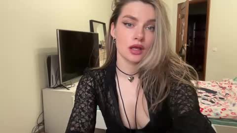 haley_rune online show from 24, 2, 2025