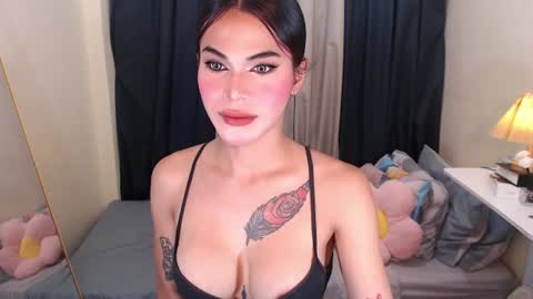 Selena the real cummer online show from 23, 7, 2026