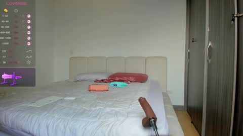 Snapshot of halliee chatting on 28, 10, 2025 insta Laupalacio777Next stream 01th December online show from 28, 10, 2025