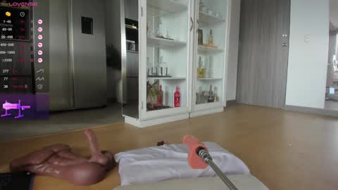 Snapshot of halliee chatting on 3, 12, 2025 insta Laupalacio777Next stream 01th December online show from 3, 12, 2025