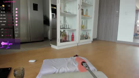 Snapshot of halliee chatting on 4, 12, 2025 insta Laupalacio777Next stream 01th December online show from 4, 12, 2025