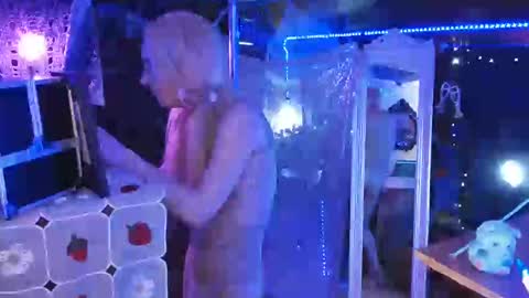 Snapshot of halovalentine chatting on 25, 1, 2025 halovalentine online show from 25, 1, 2025