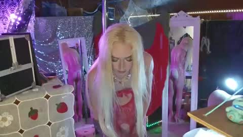 Snapshot of halovalentine chatting on 10, 2, 2025 halovalentine online show from 10, 2, 2025